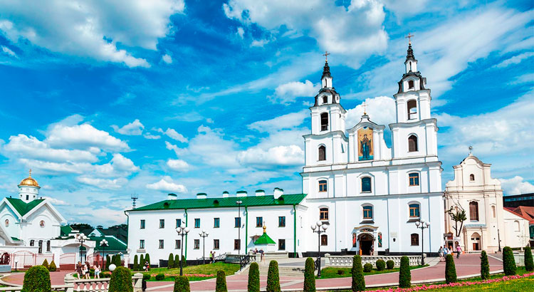 Площадь Свободы в Минске