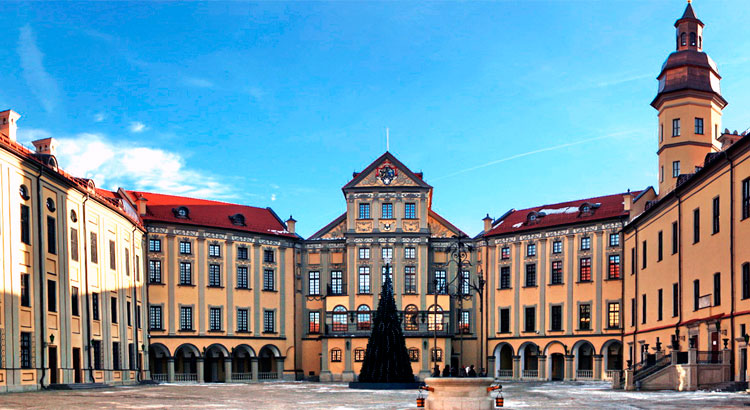 Экскурсия в замки из Минска