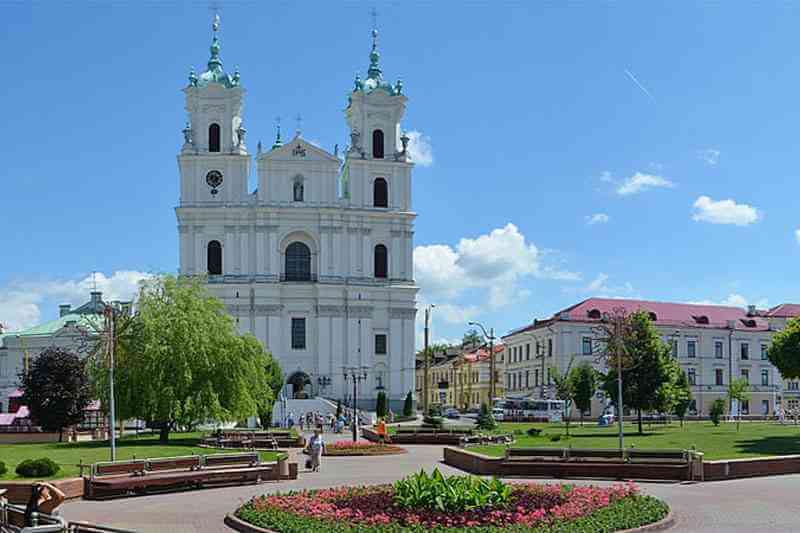 Tour from Minsk to the castles and Grodno